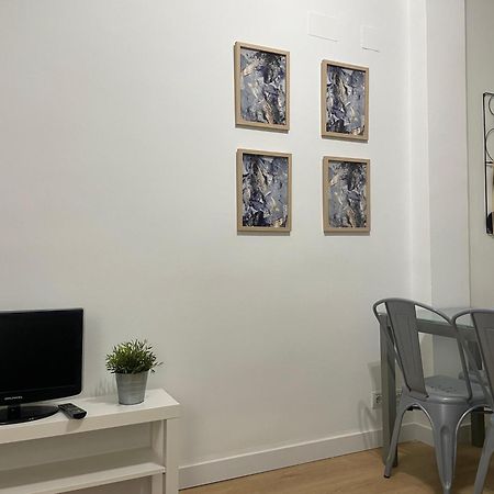 Plaza Rio B Apartment Madrid Exterior photo
